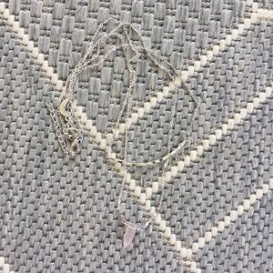 Dainty quartz necklace